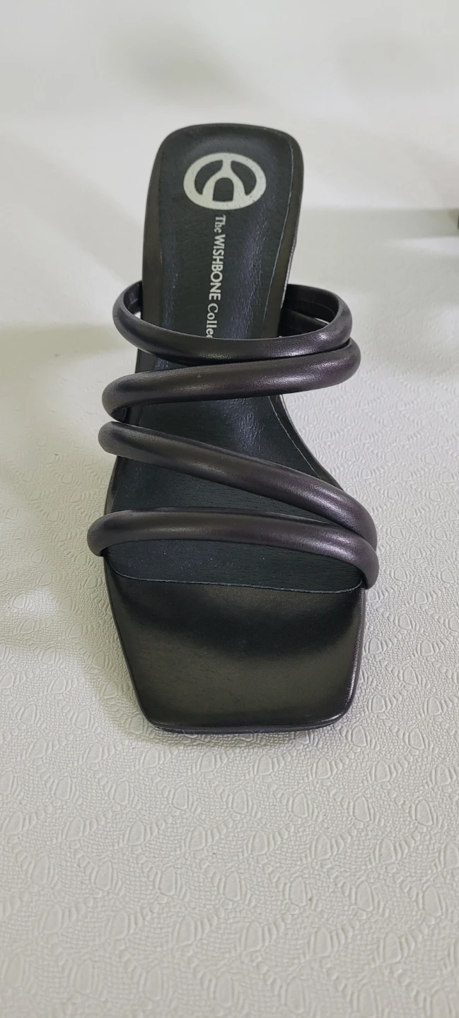 The Wishbone Collection Black Strappy Heeled Sandals - photo 5