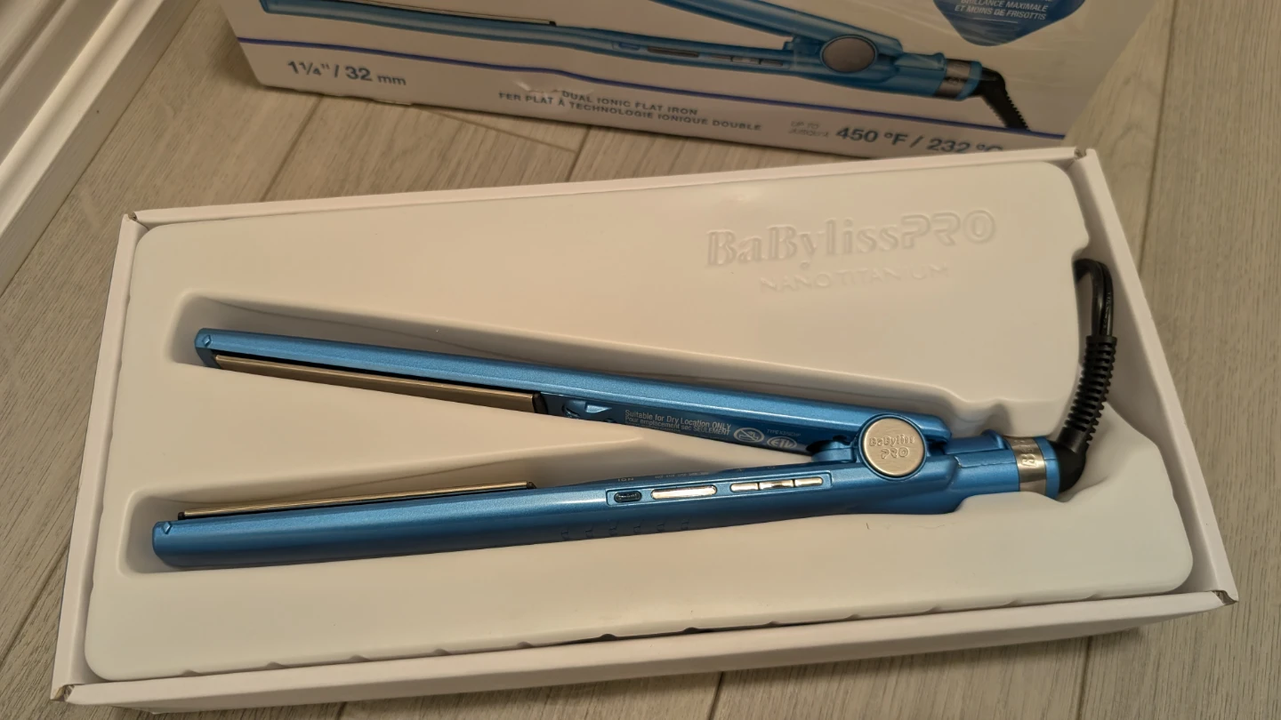 BaBylissPRO Nano Titanium Ionic Flat Iron 1 1/4"