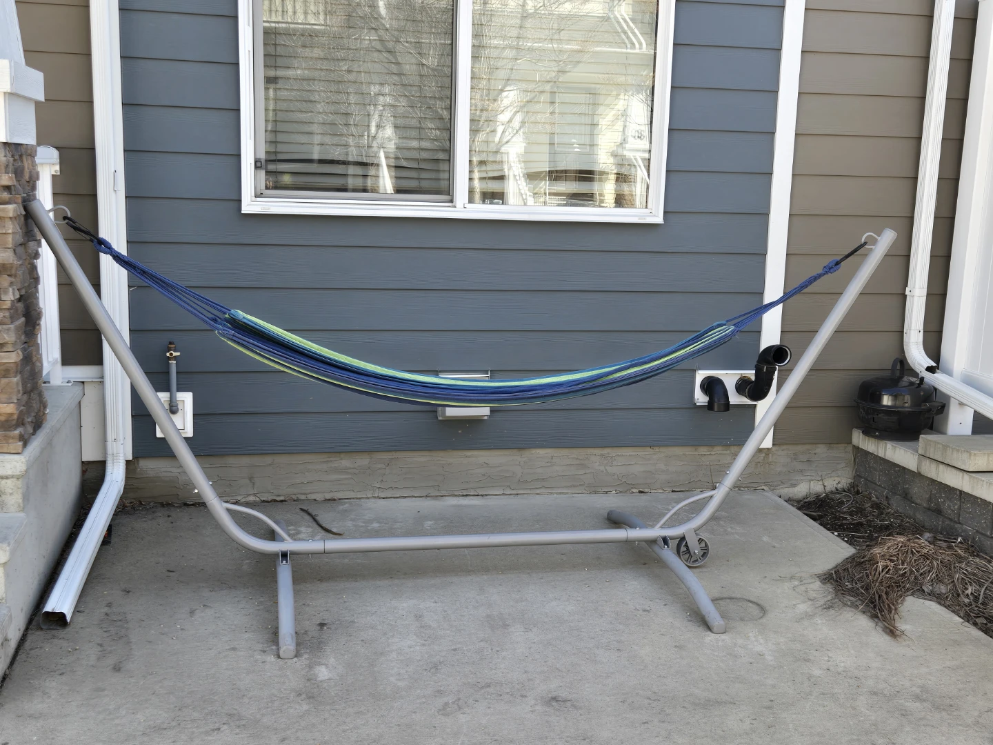Double Hammock with Heavy Duty Steel Stand (Easy to Move!) - photo 2