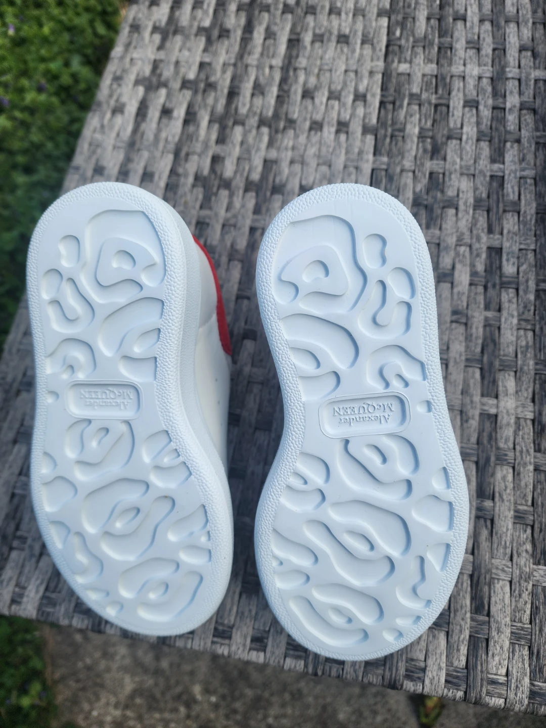 Alexander McQueen Kids' White/Lust Red Sneaker Size 25 - photo 2