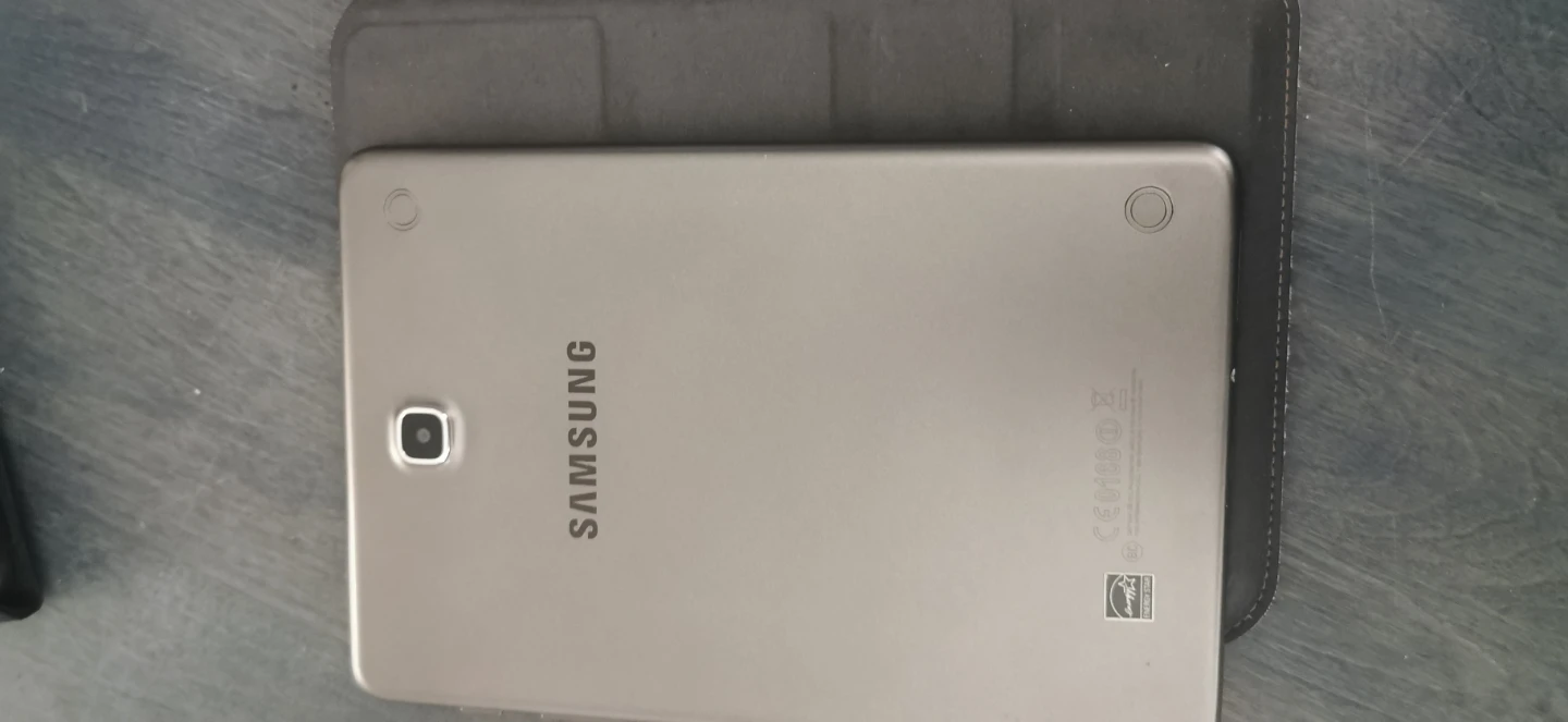 Samsung Galaxy Tab A 8.0 - photo 2