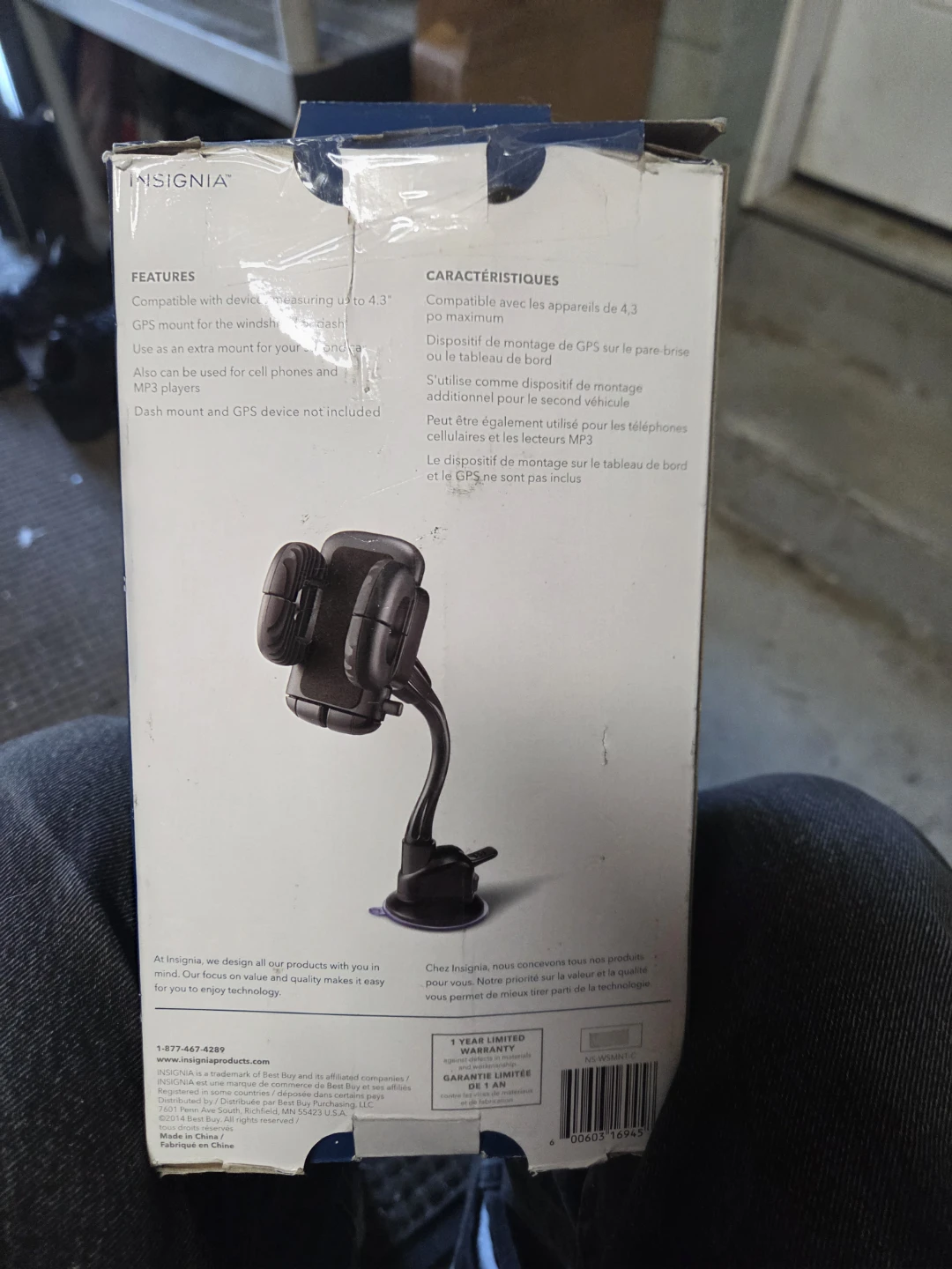 Insignia Windshield Mount for GPS & Phones - photo 2