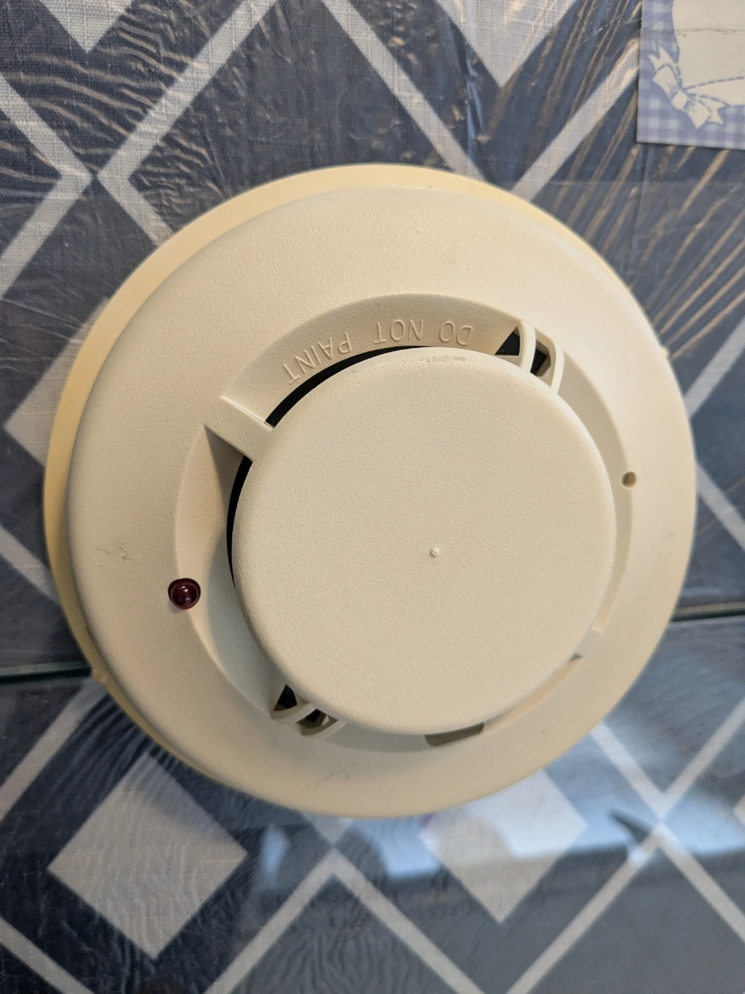 Smoke Detector with Mounting Bracket - photo 3