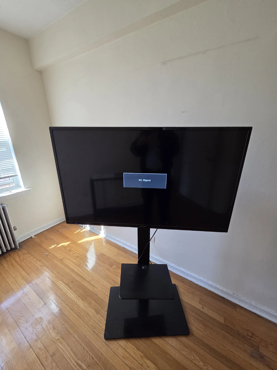 Tv and tv stand both for sale - photo 5