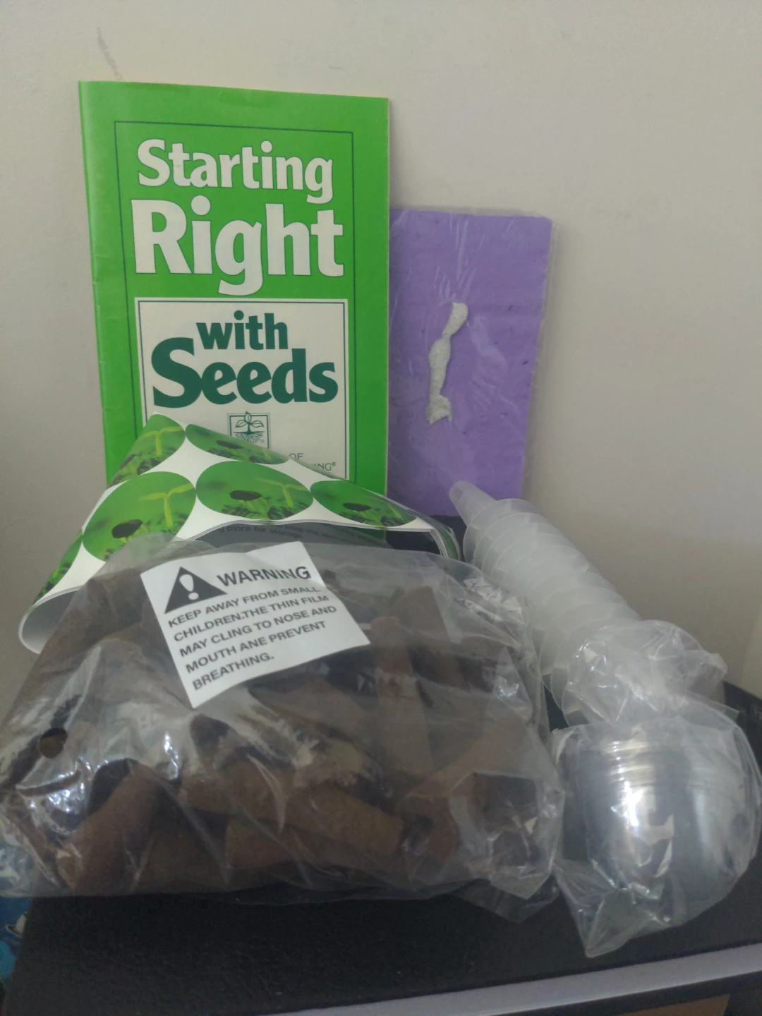 Starting Right with Seeds Gardening Kit hydroponics