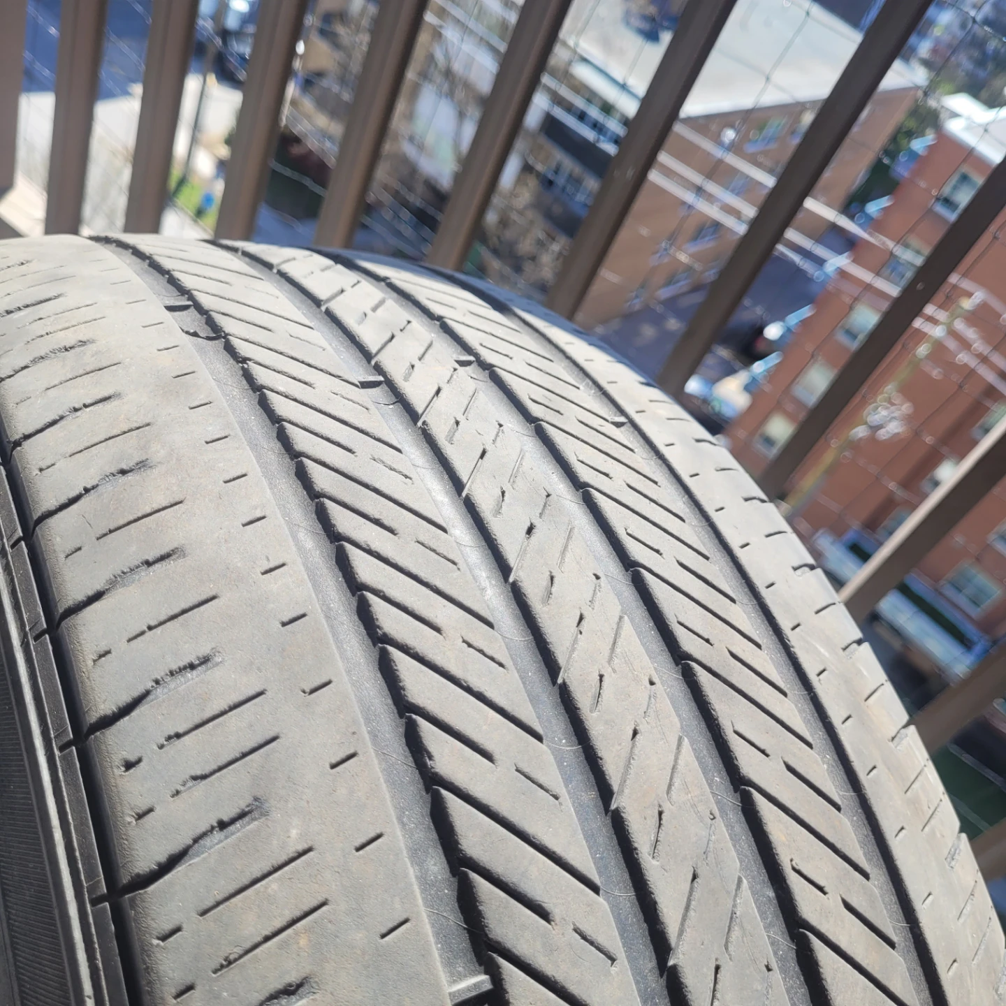 Lexus 17 inch Rims with Michelin Tires 225/45R17 - photo 4