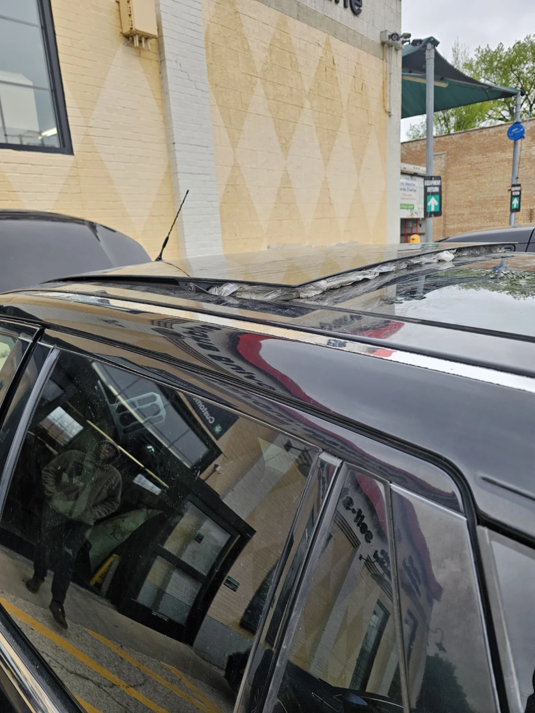 Ford Edge SUV - photo 3