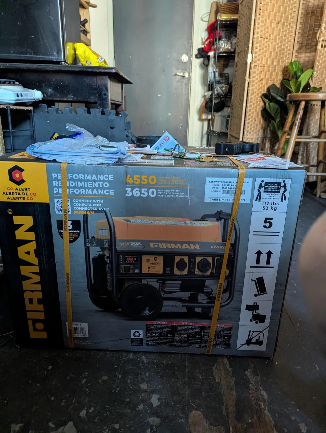 FIRMAN 4550/3650 Watt Portable Generator