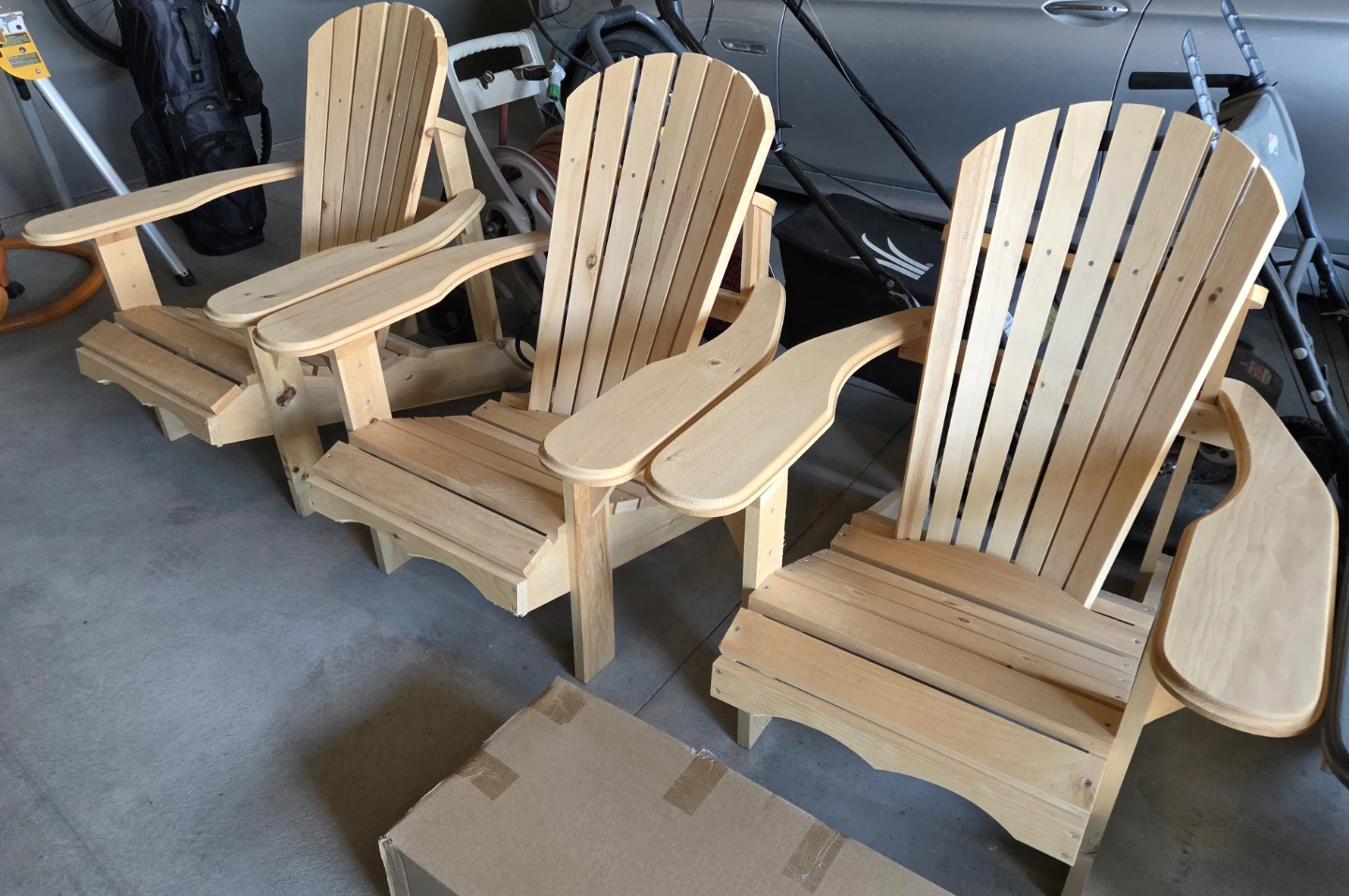 3 Wooden (Pine) Adirondack Chairs - photo 2