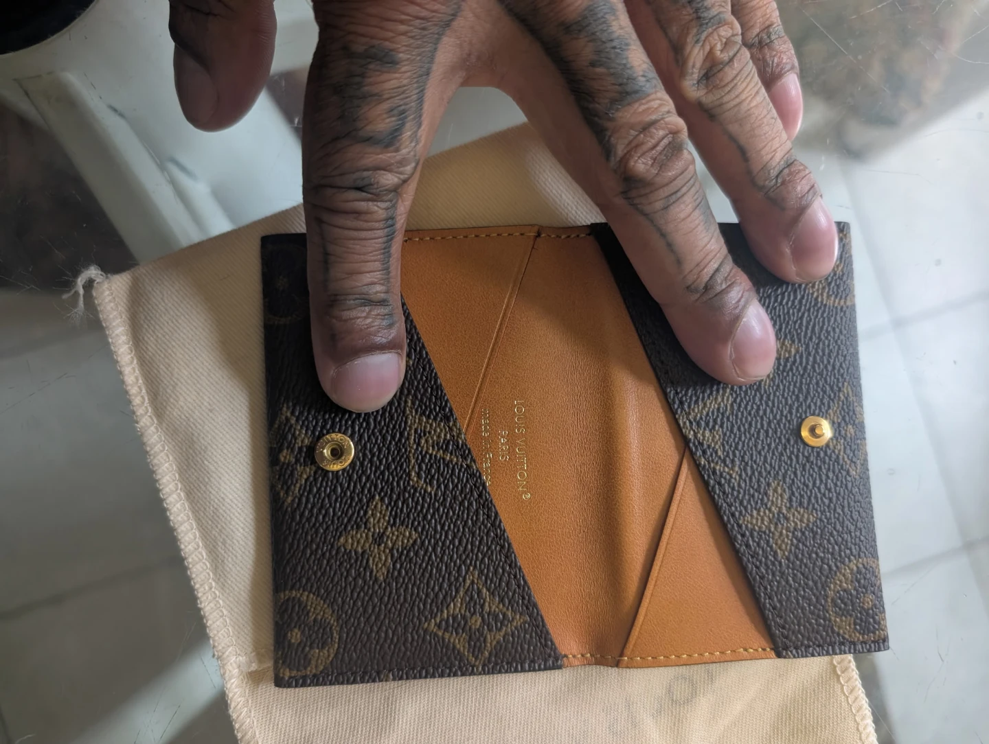 Louis Vuitton Card Holder - photo 2