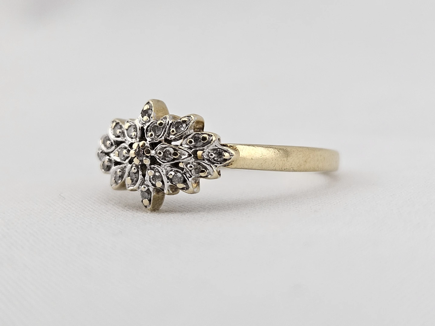 Vintage Michael Hill 10k Gold Diamond Ring - photo 2