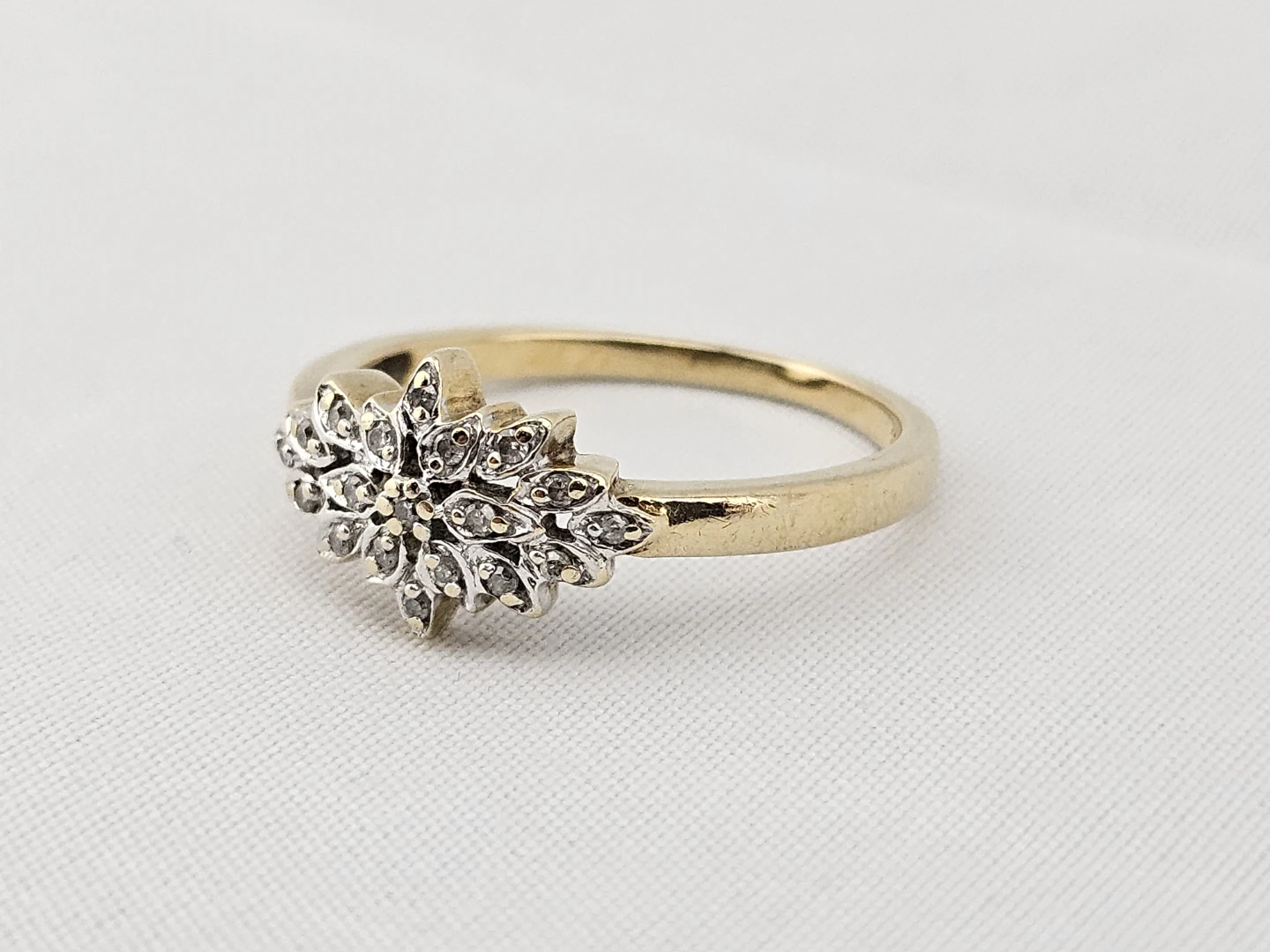 Vintage Michael Hill 10k Gold Diamond Ring - photo 5