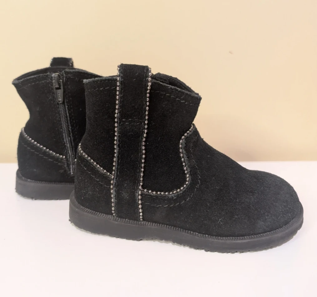Zara Black Suede Ankle Boots Size 22 - photo 2