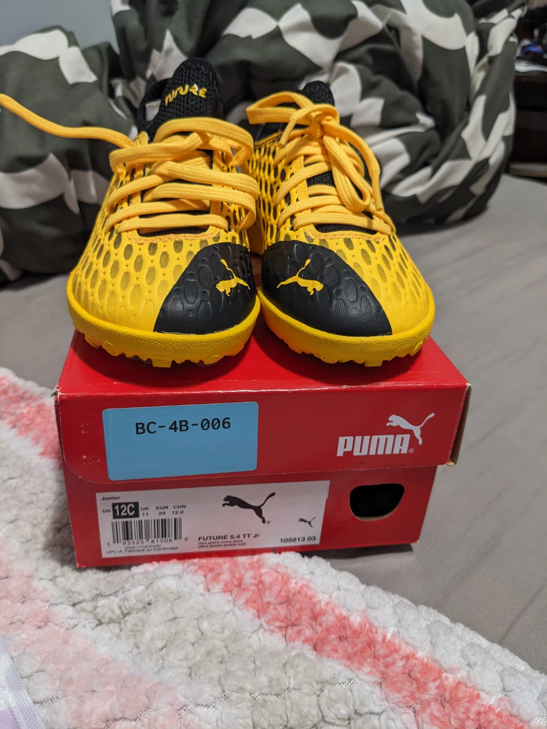 Brand New Kids Puma Soccer Shoes Size 12C - photo 3