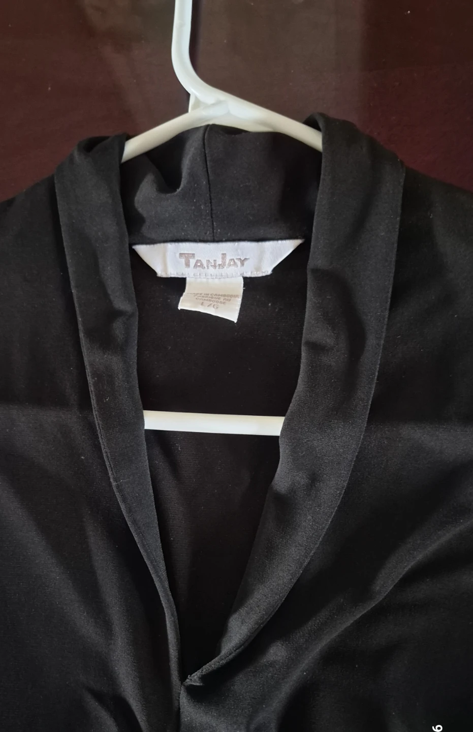 TanJay Black Sleeveless Top - Size 16 - photo 3