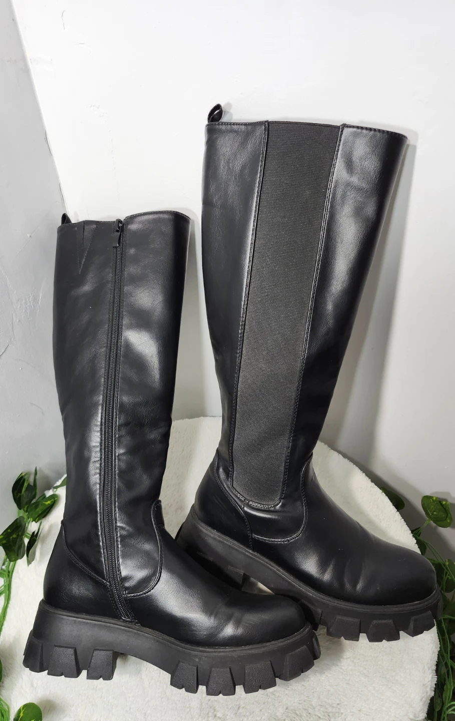 Black Knee-High Chunky Platform Boots - photo 2