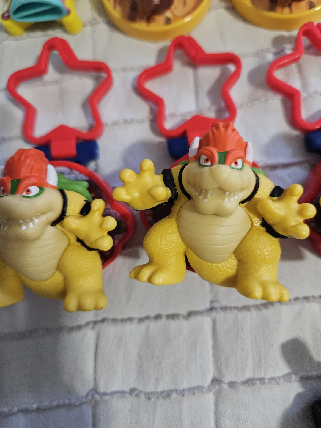 Assorted Nintendo Super Mario & Friends Fast Food Toys - photo 5