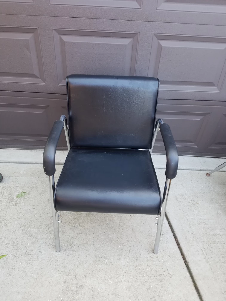 Shampoo Chair