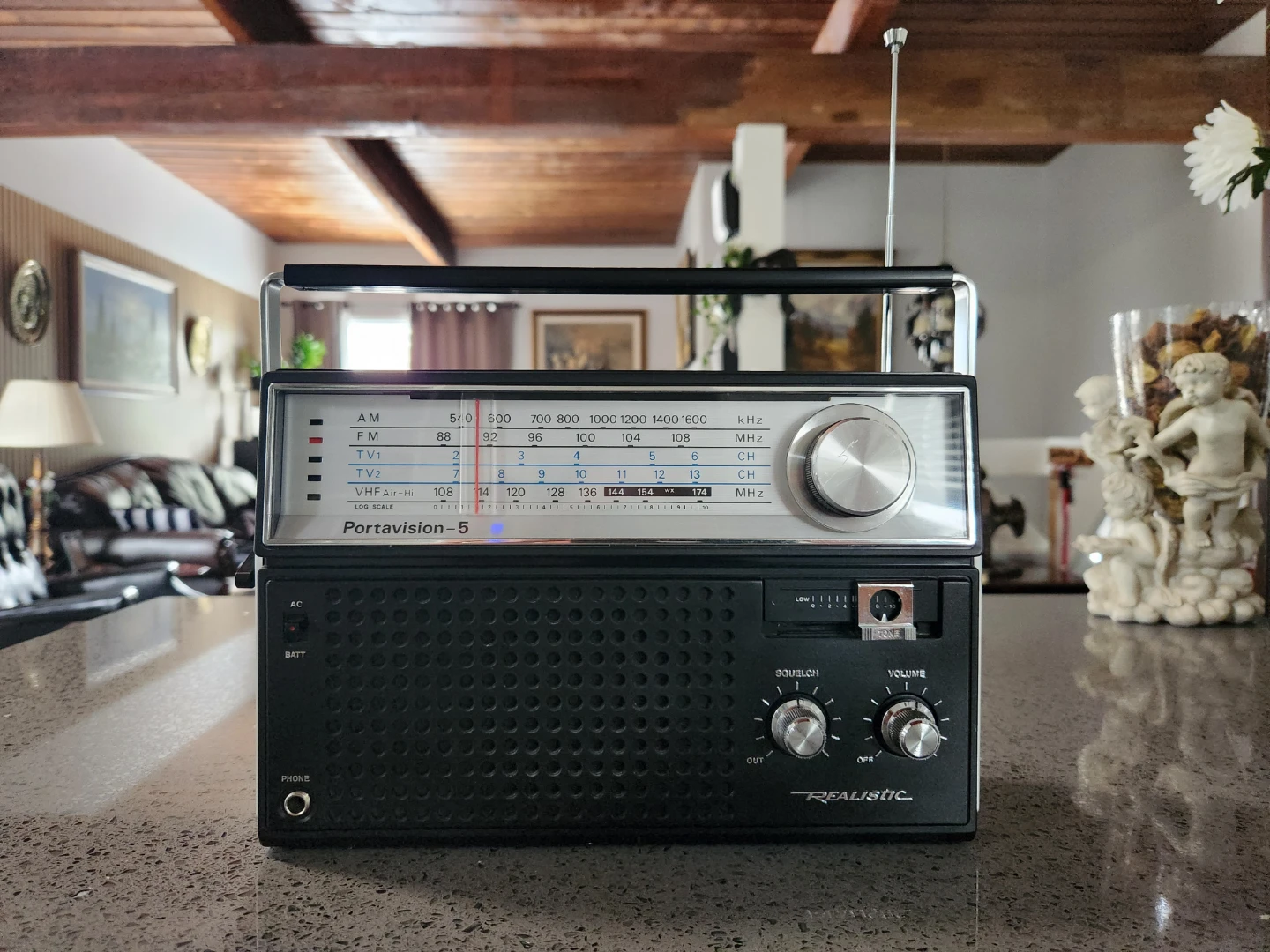 Realistic Portavision-5 AM/FM/TV Radio