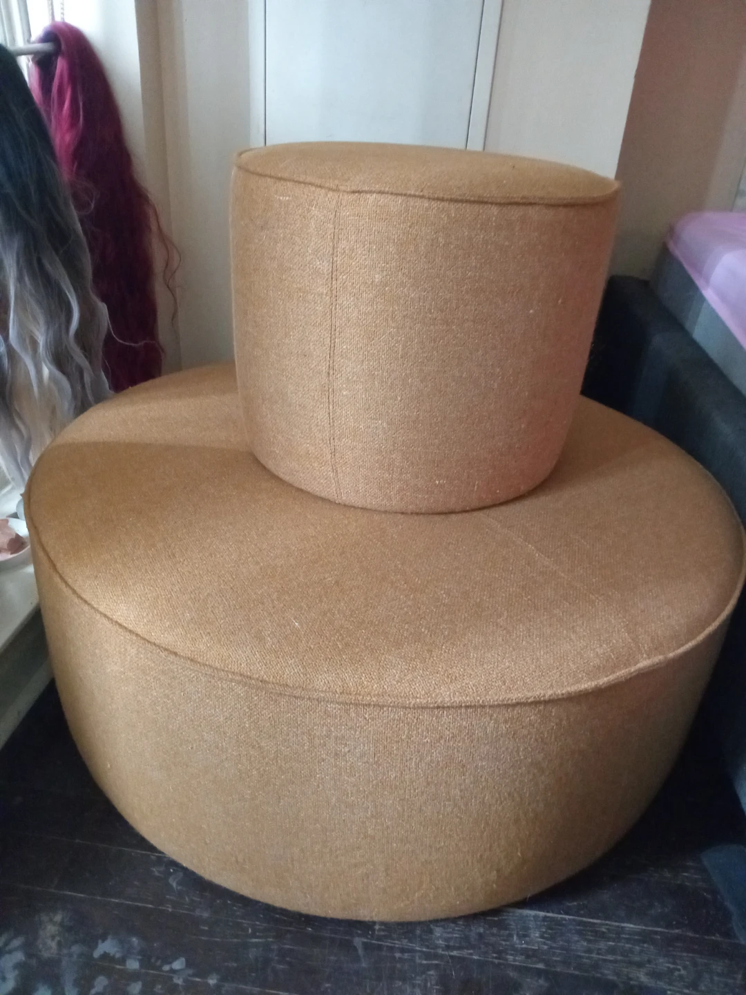 Round ottoman set