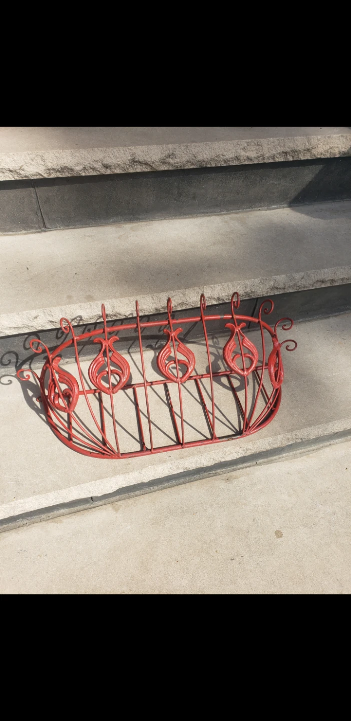 Cast iron Planter Holder