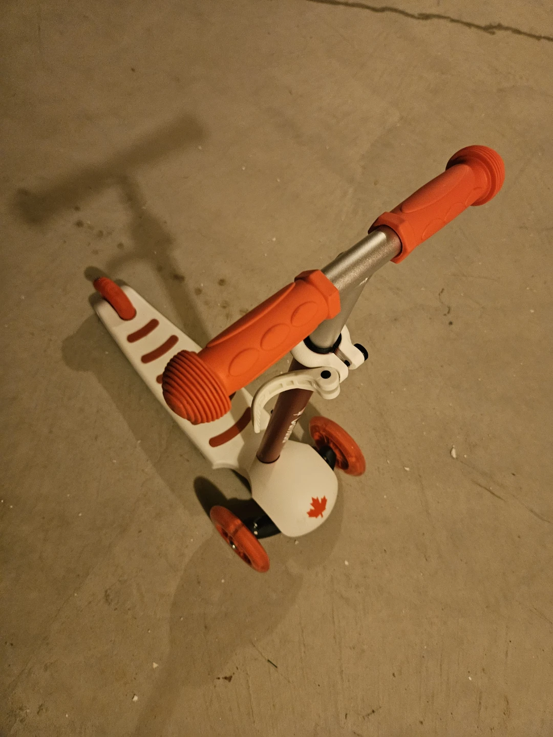 Fawn Toys 3-Wheel Junior Kick Scooter - Orange - photo 3