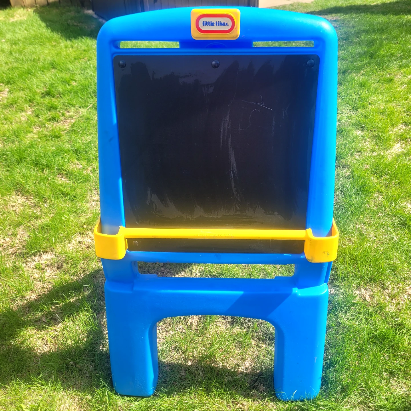 Little Tikes Blue and Yellow Double-Sided Easel