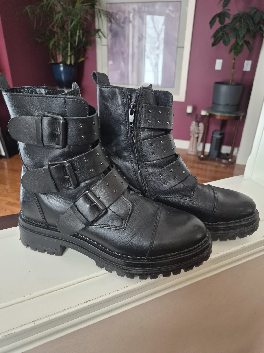Black Leather Buckle Boots