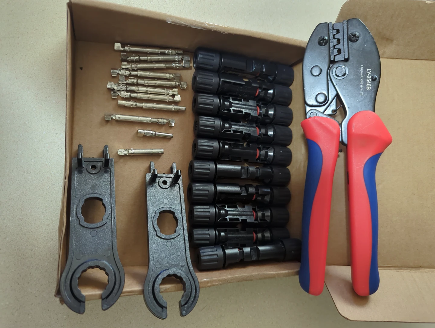 Solar Crimping Tool Kit with MC4 Connectors - photo 3
