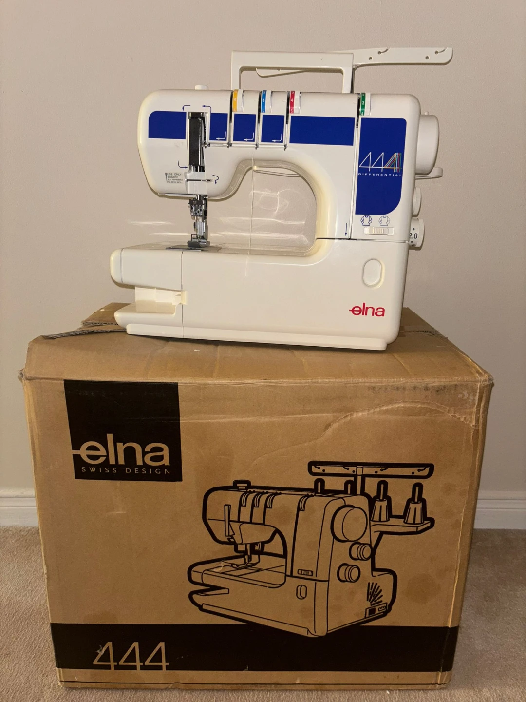 Elna 444 Serger Sewing Machine - photo 3