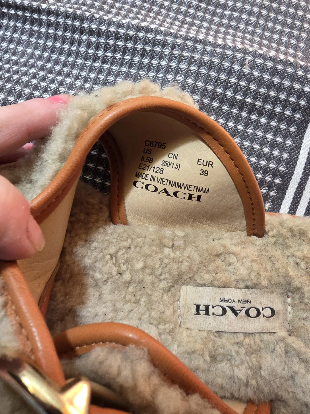 COACH Shearling Mules Slides - Size US 8.5 - photo 2