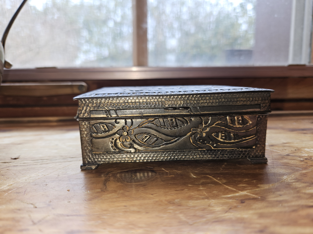 Ornate Decorative Metal Trinket Box - photo 3