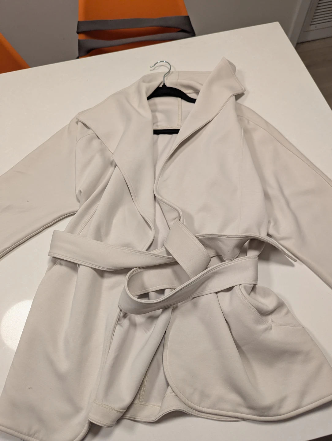 Lululemon Off-White Wrap Jacket - photo 2