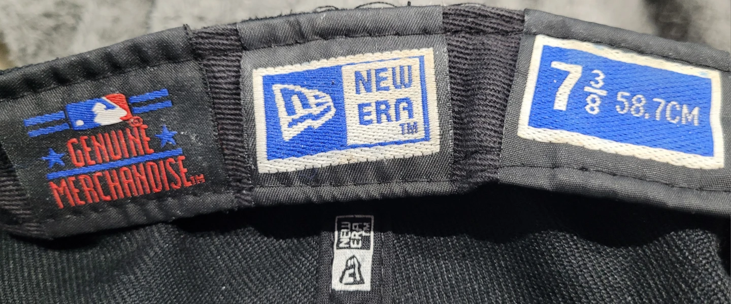 New Era Blue Jay's 59FIFTY Fitted Cap Size 7 3/8 Black - photo 2