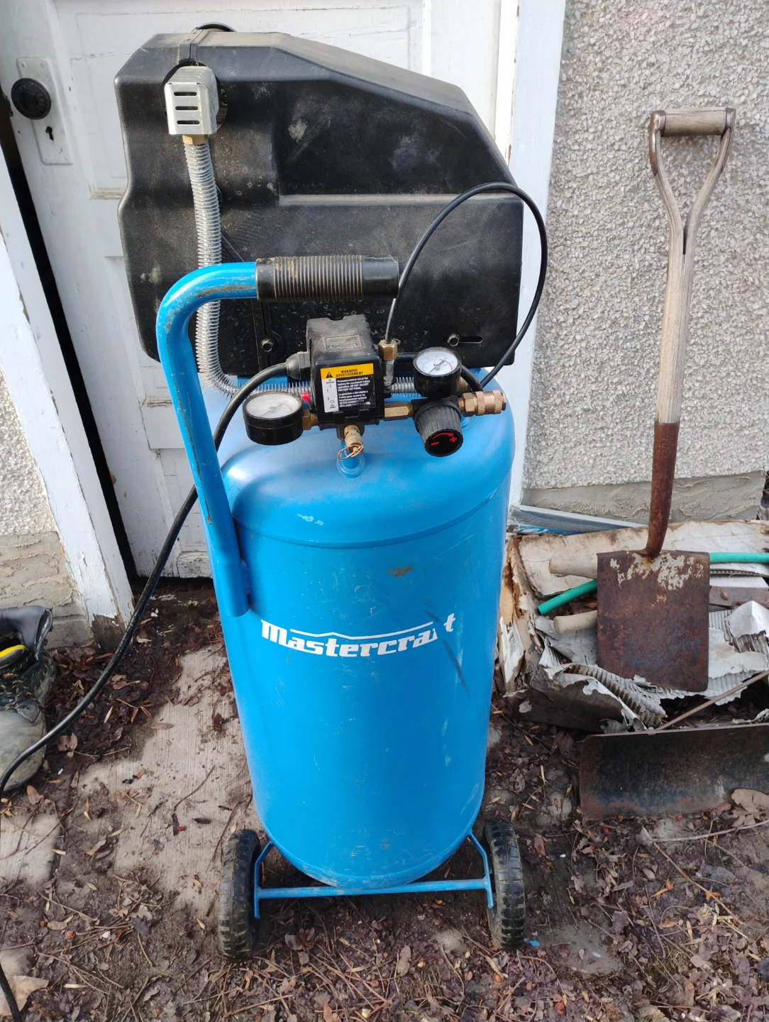Mastercraft 20 Gallon Air Compressor