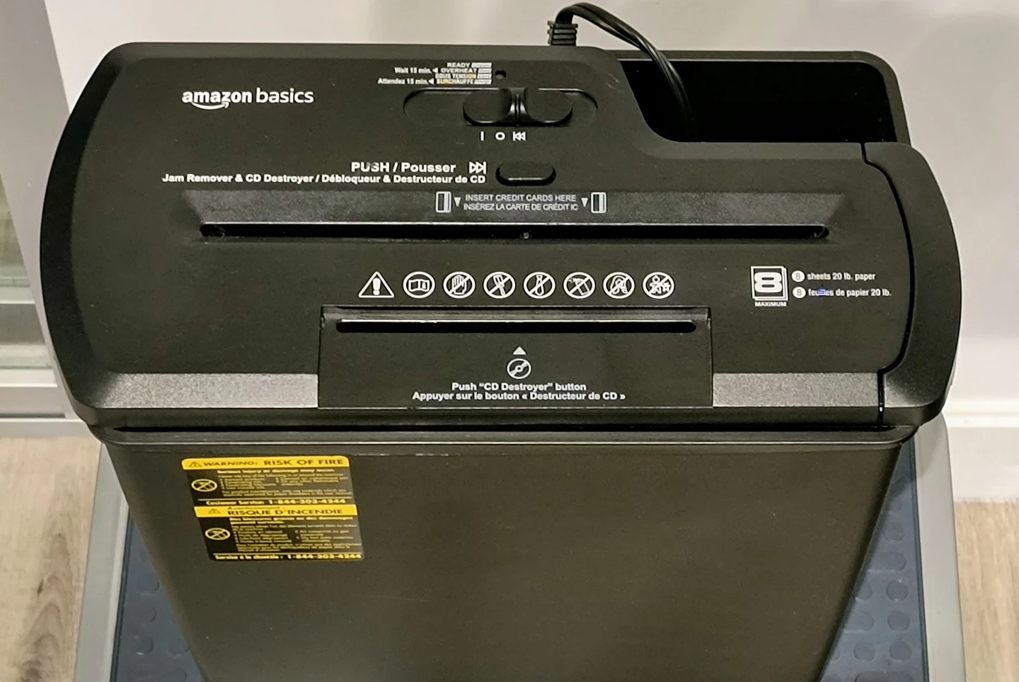 Amazon Basics Shredder & CD Destroyer