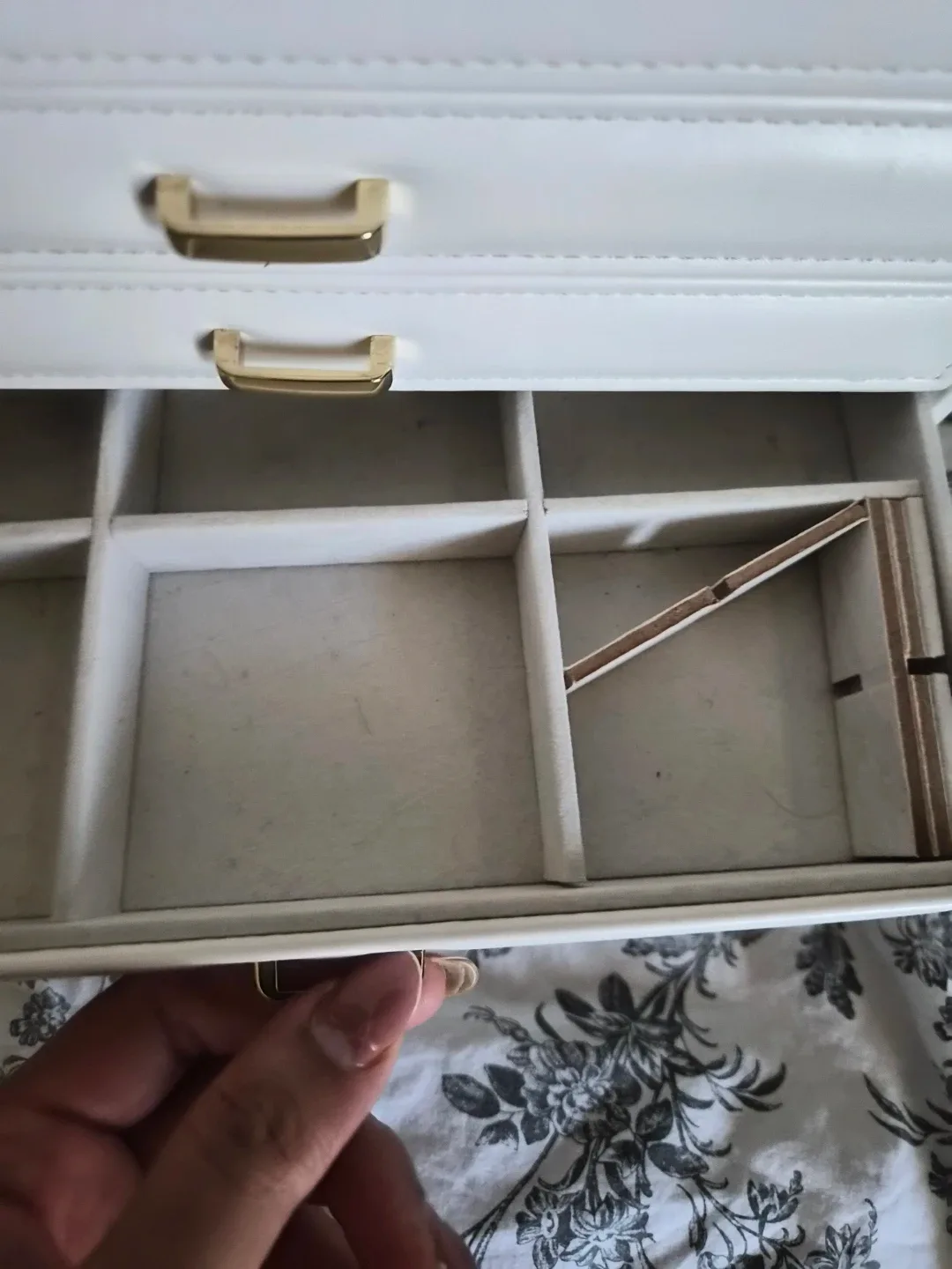 White Faux Leather Jewelry Box with 5 Drawers - photo 5