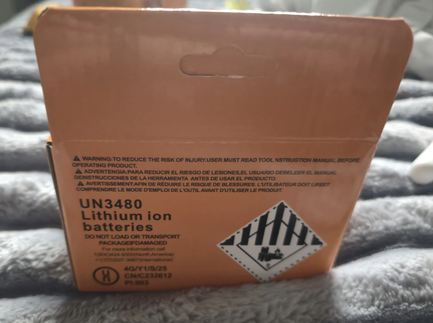 DEWALT 20V XR 6.0Ah Lithium Ion Battery DCB206 - photo 2