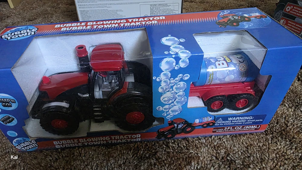 Bubble Town Bubble Blowing Tractor - photo 2