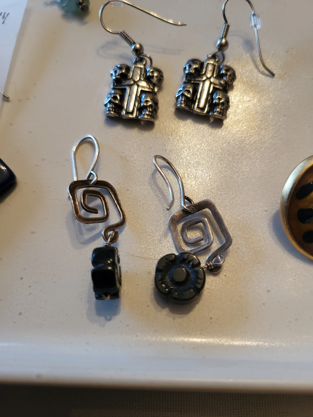Assorted Earrings - Skull Cross, Gold Fan, and More - photo 4