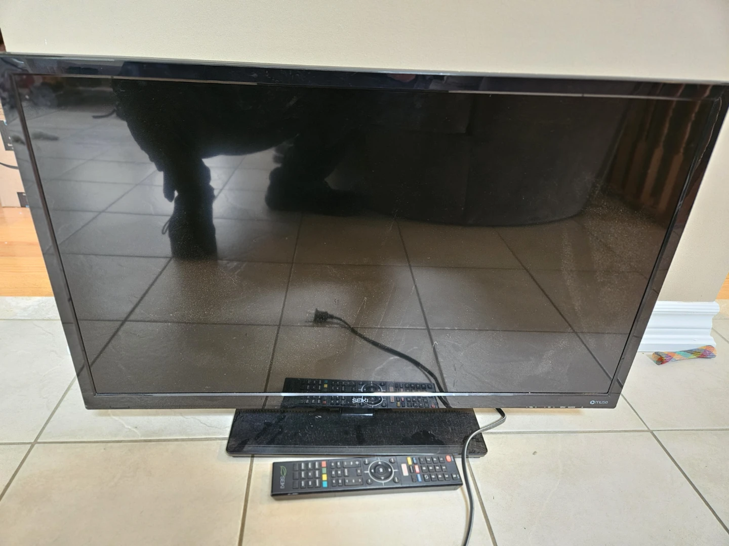 SEIKI 32" HD Television