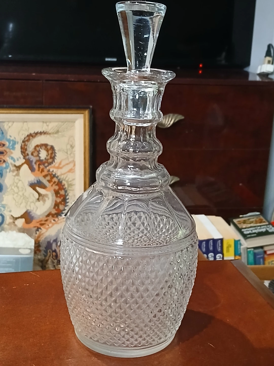 Clear Glass Decanter with Stopper