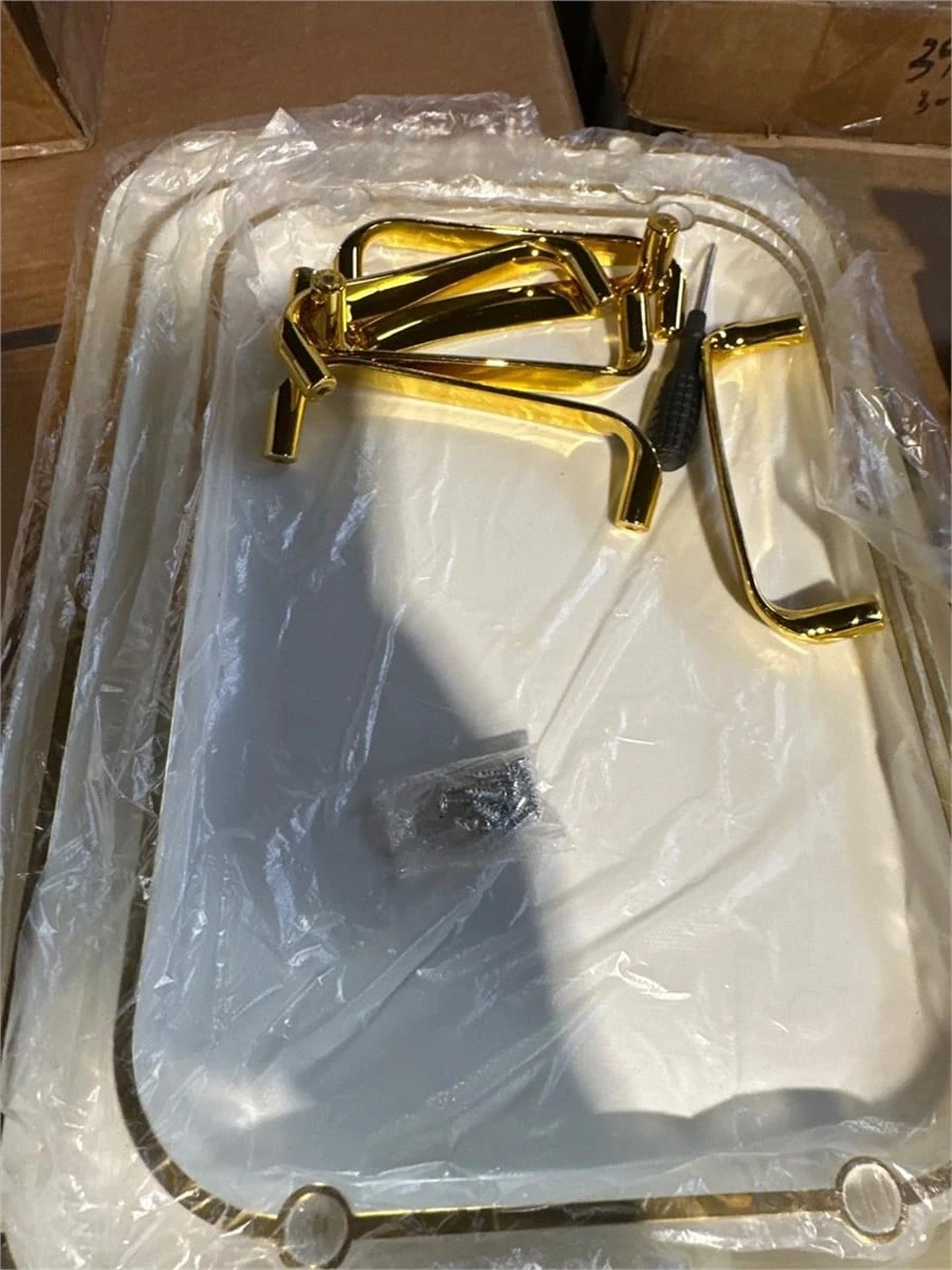 Rent >>>High-quality Serving Trays with Gold Handles (Set of 3) - photo 4