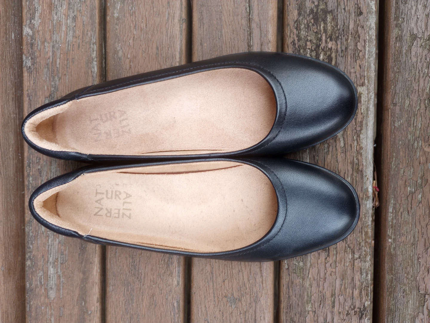Unworn Naturalizer Leather Flats Size 6 - photo 4
