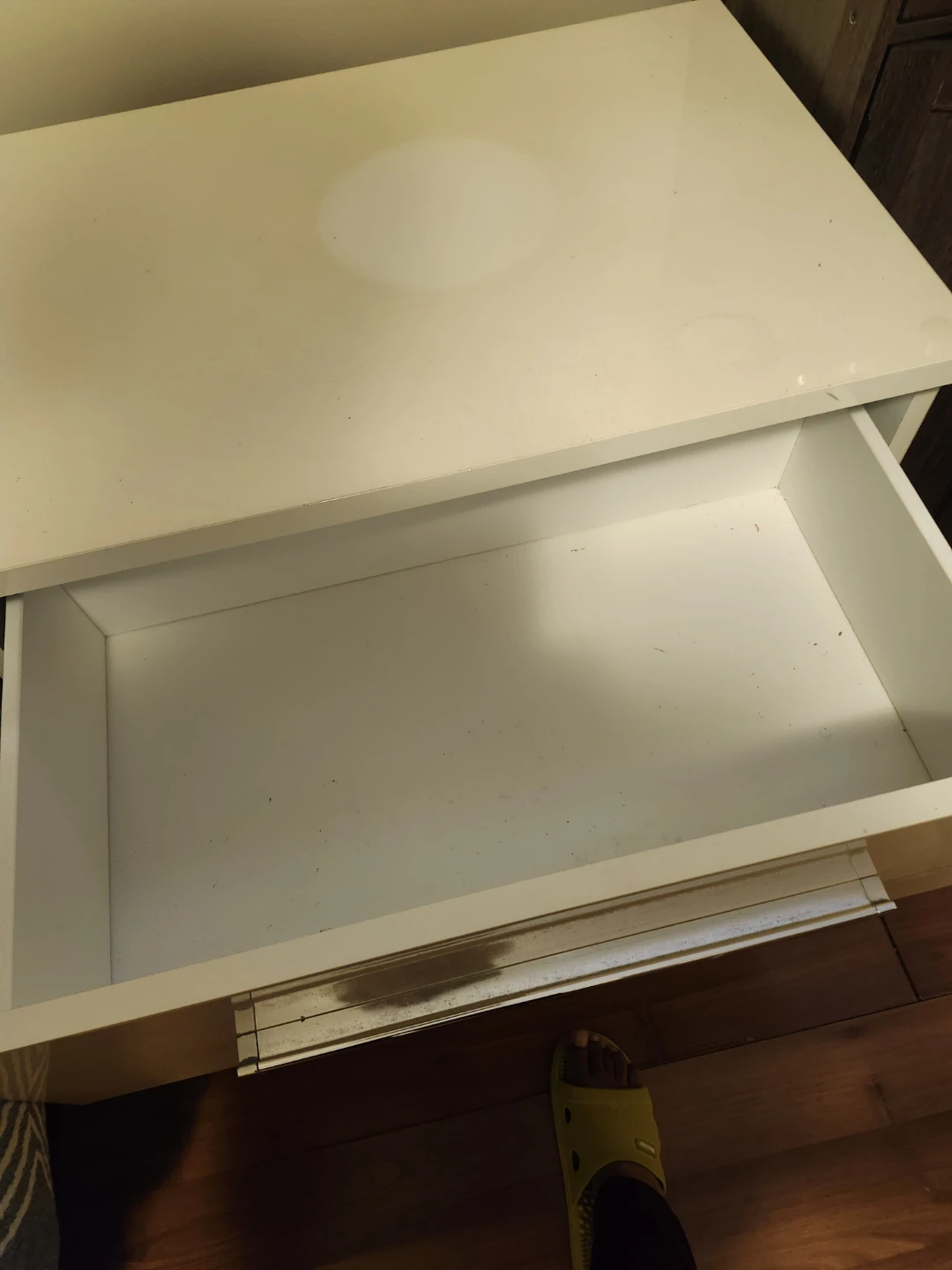 White 3-Drawer Nightstand - photo 3