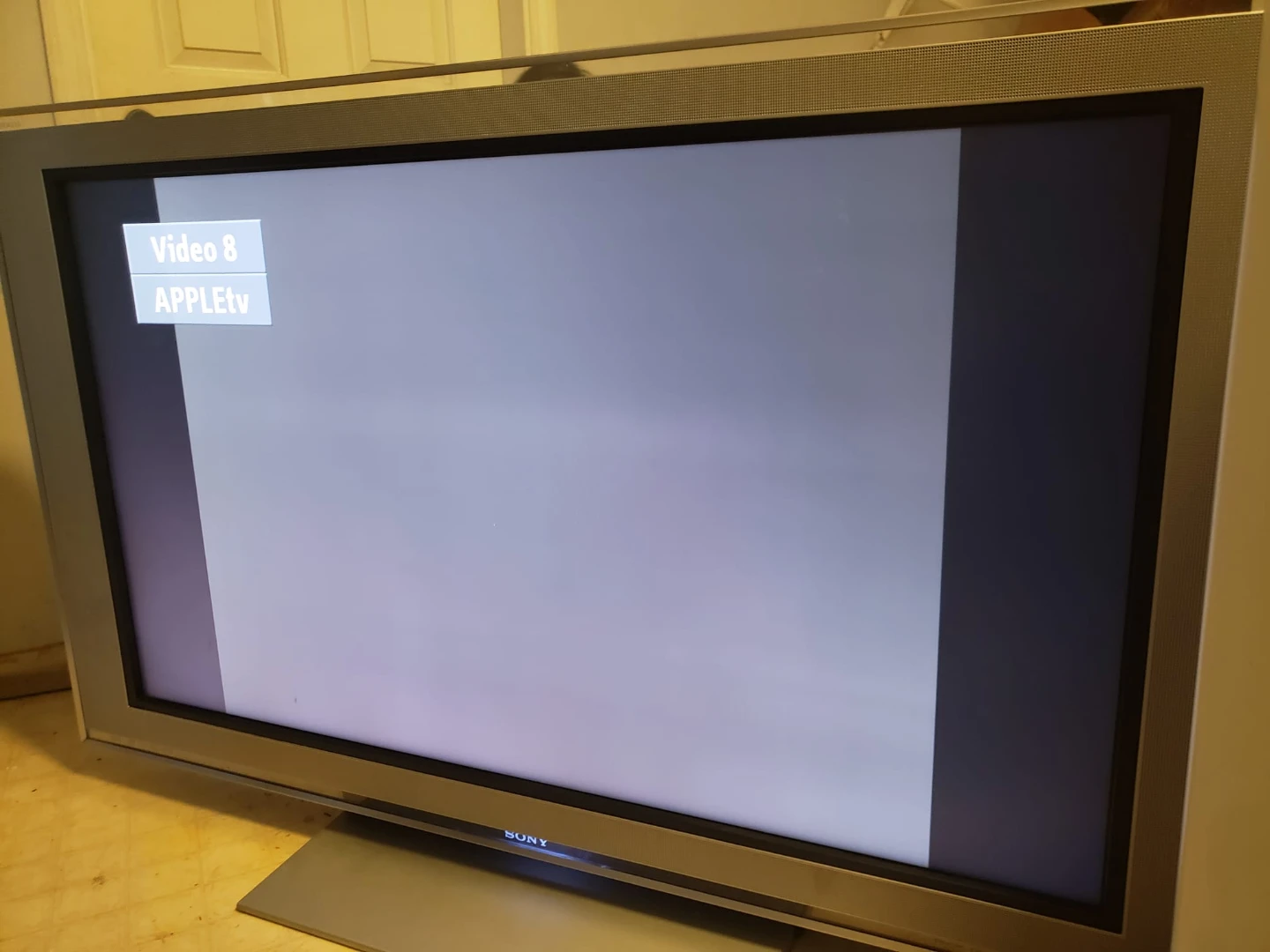 Sony Trinitron Wega Flat Screen TV