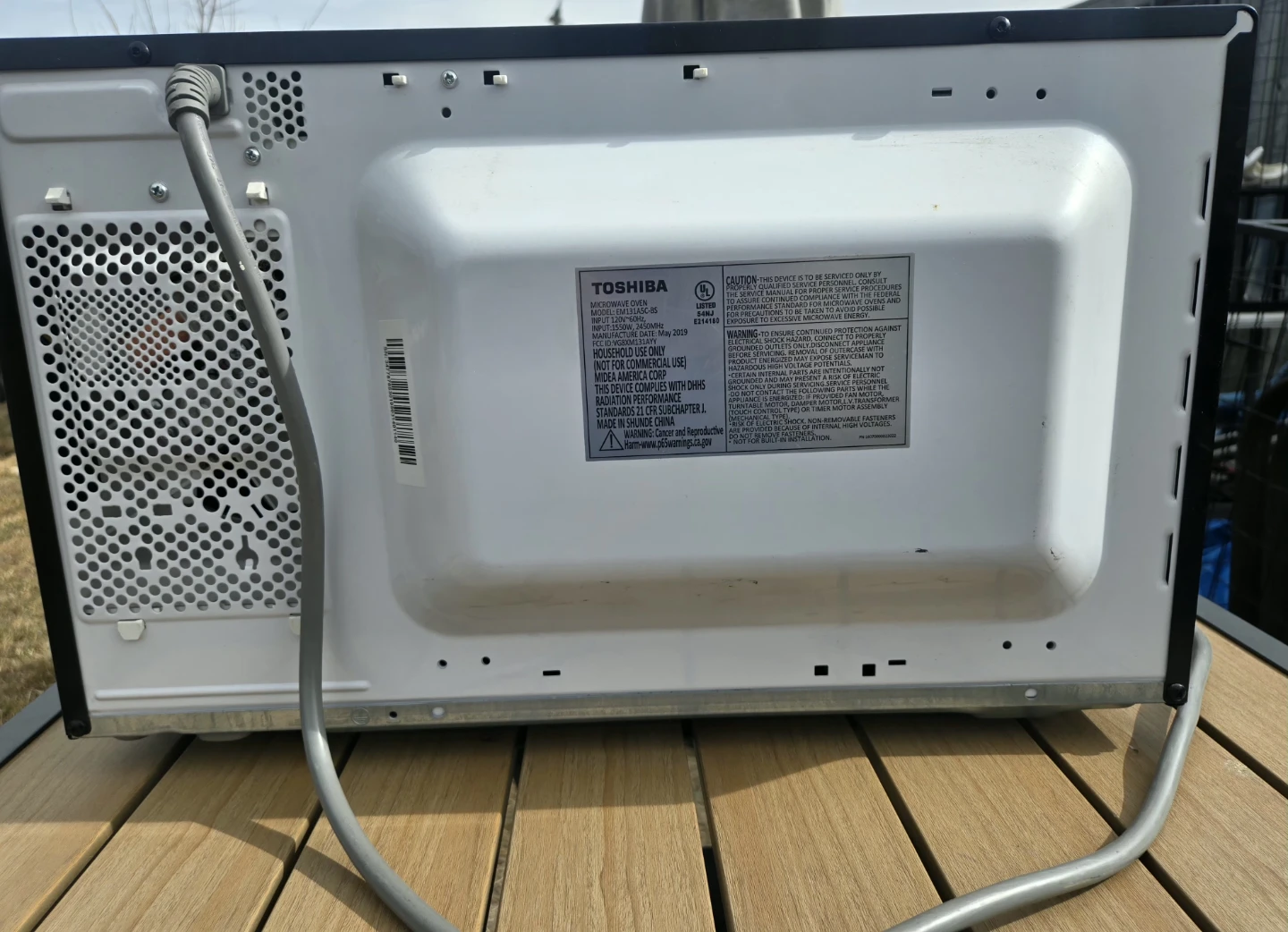 Toshiba Sensor Microwave with Presets - photo 2