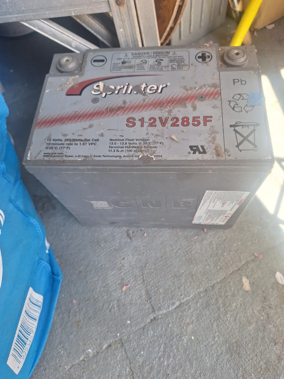 Sprinter S12V285F Battery - photo 3