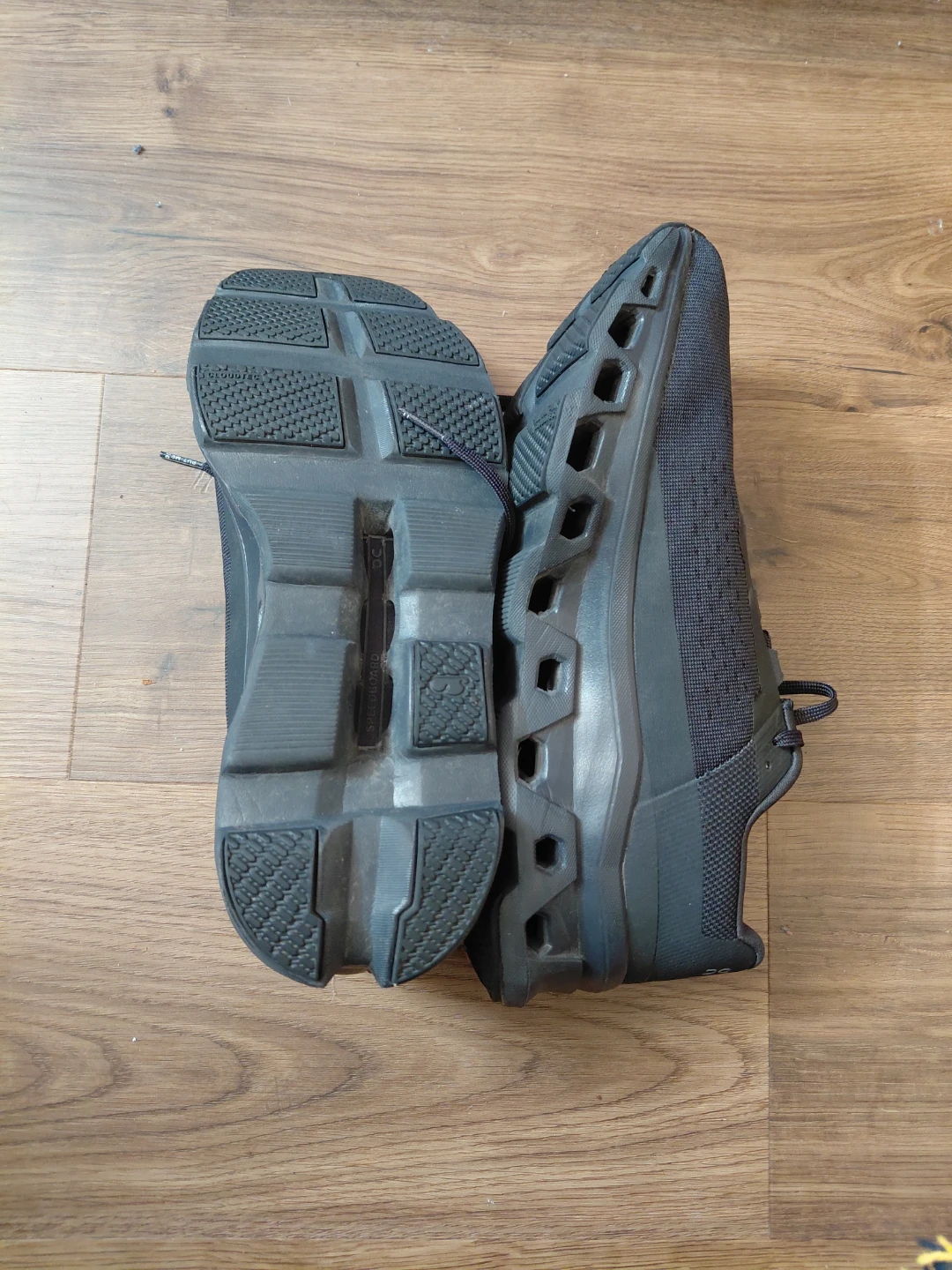 On Cloudmonster Running Shoes - photo 3