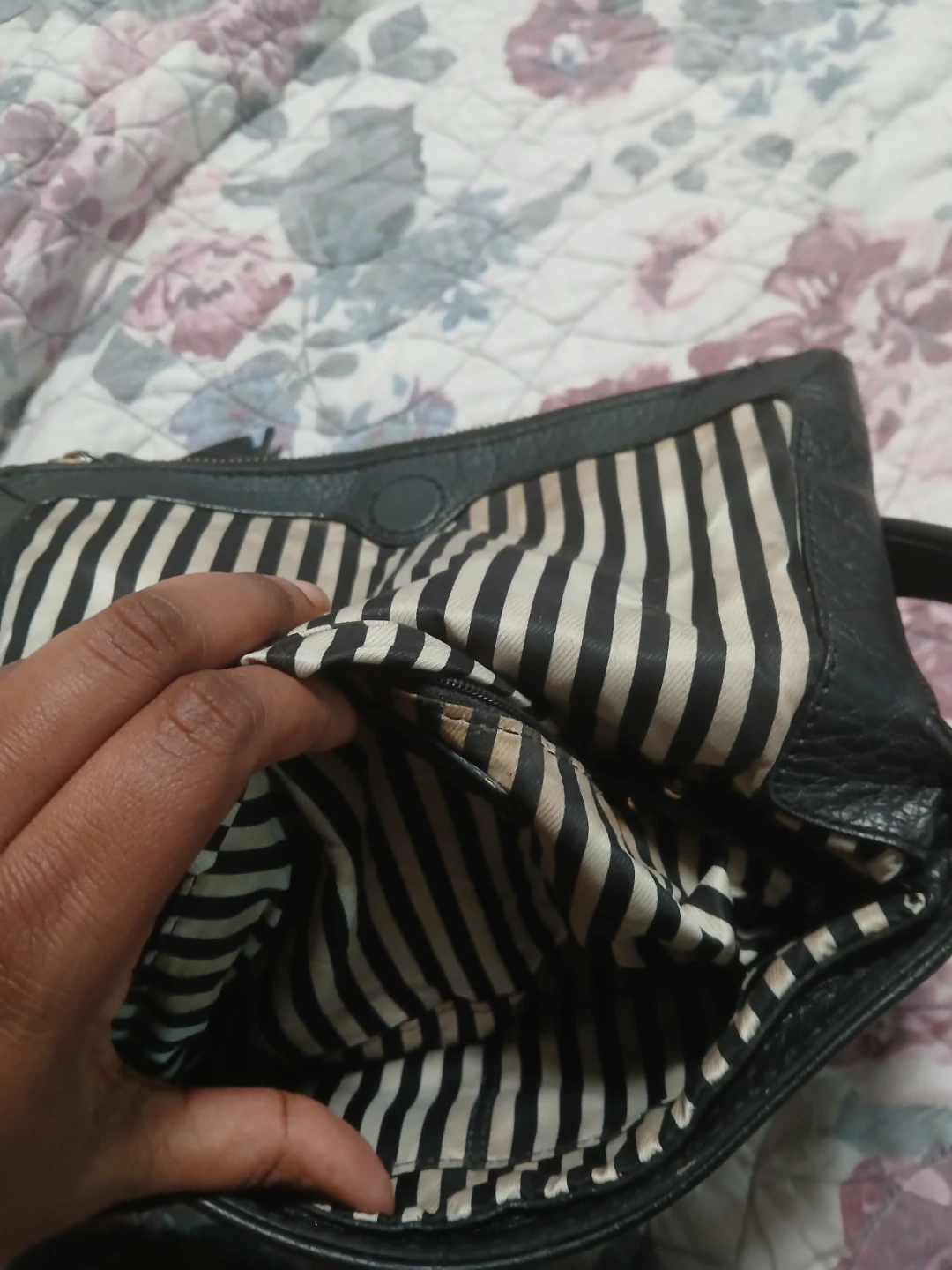 Kate Spade Black Pebble Leather Shoulder Bag - photo 2